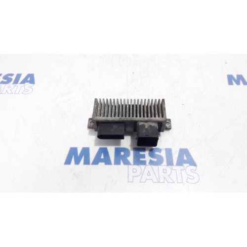 Renault - Kangoo - Glow plug relay