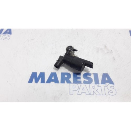 Citroen - Jumpy - Windscreen washer pump