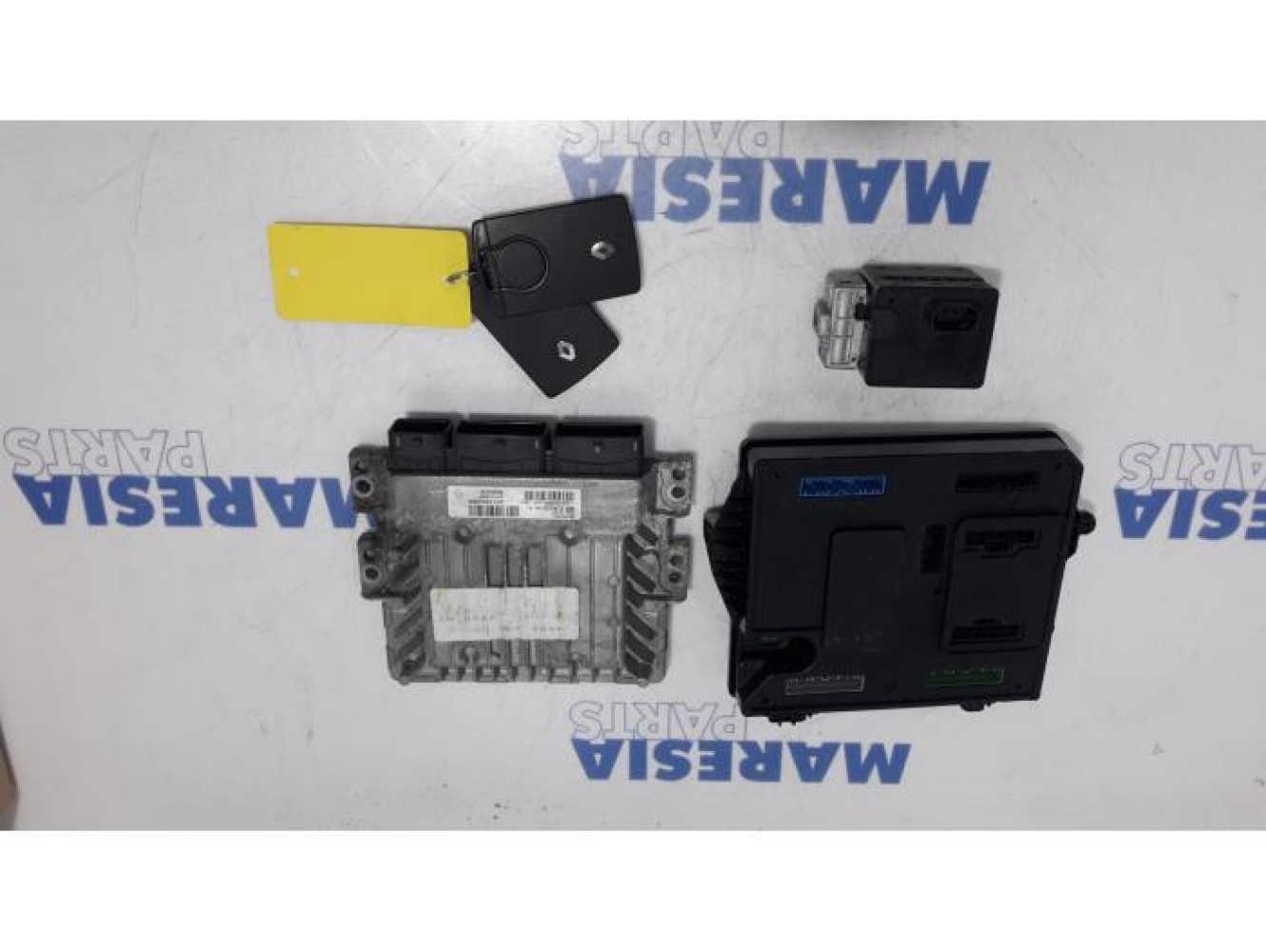 Renault - Scenic - Engine management computer