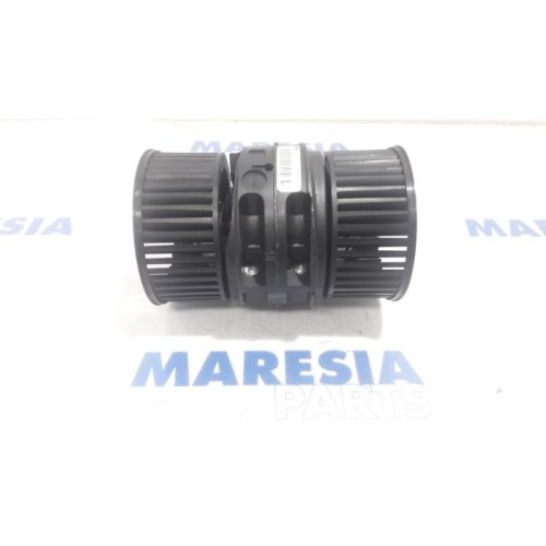Renault - Scenic - Heating and ventilation fan motor