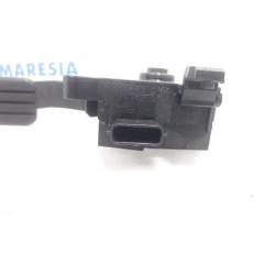 Renault - Scenic - Throttle pedal position sensor