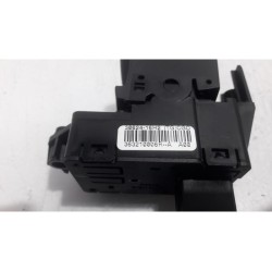 Renault - Scenic - Parking brake switch