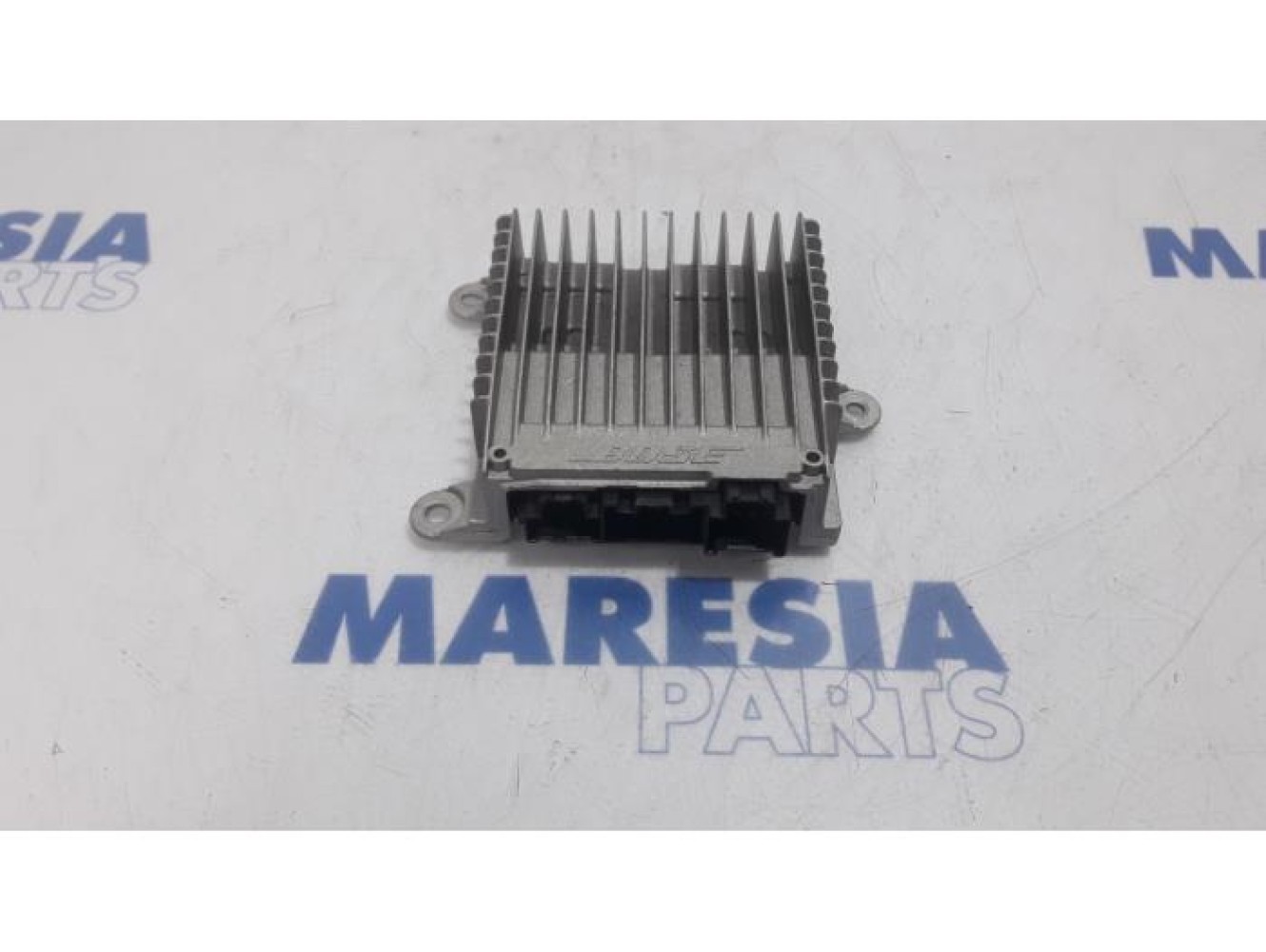 Renault - Scenic - Radio amplifier