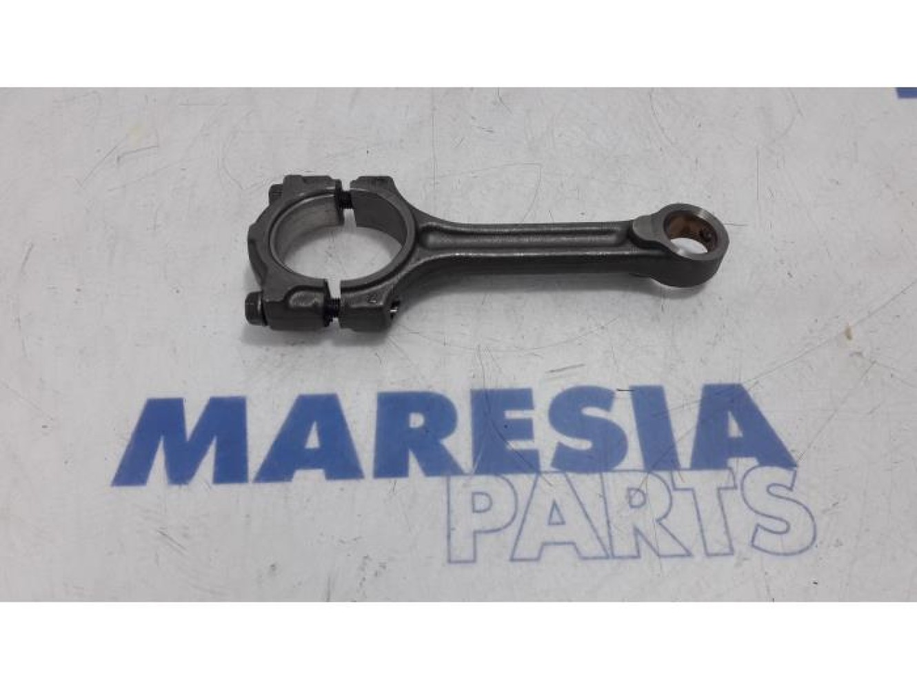 Renault - Clio - Connecting rod