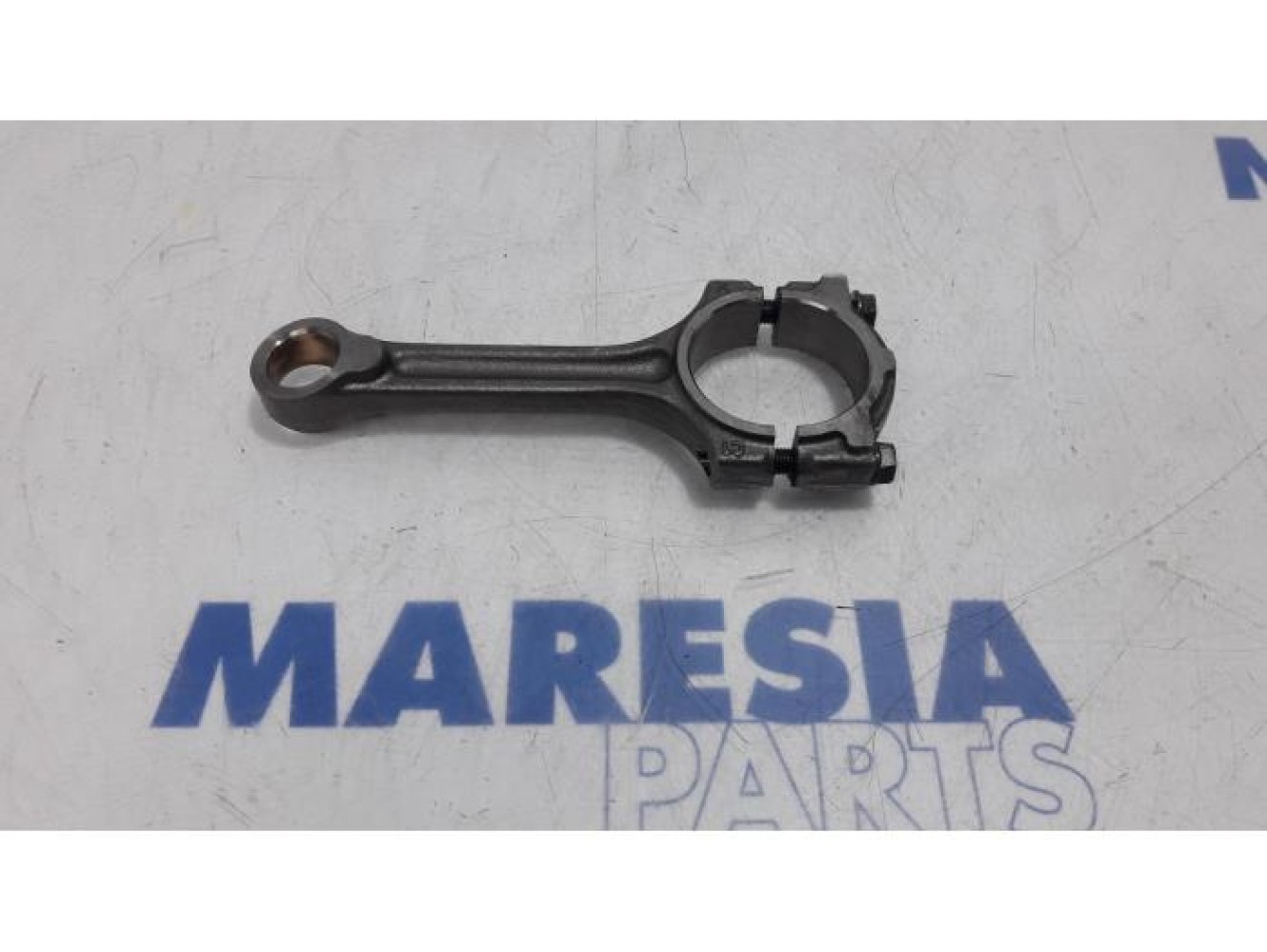 Renault - Clio - Connecting rod