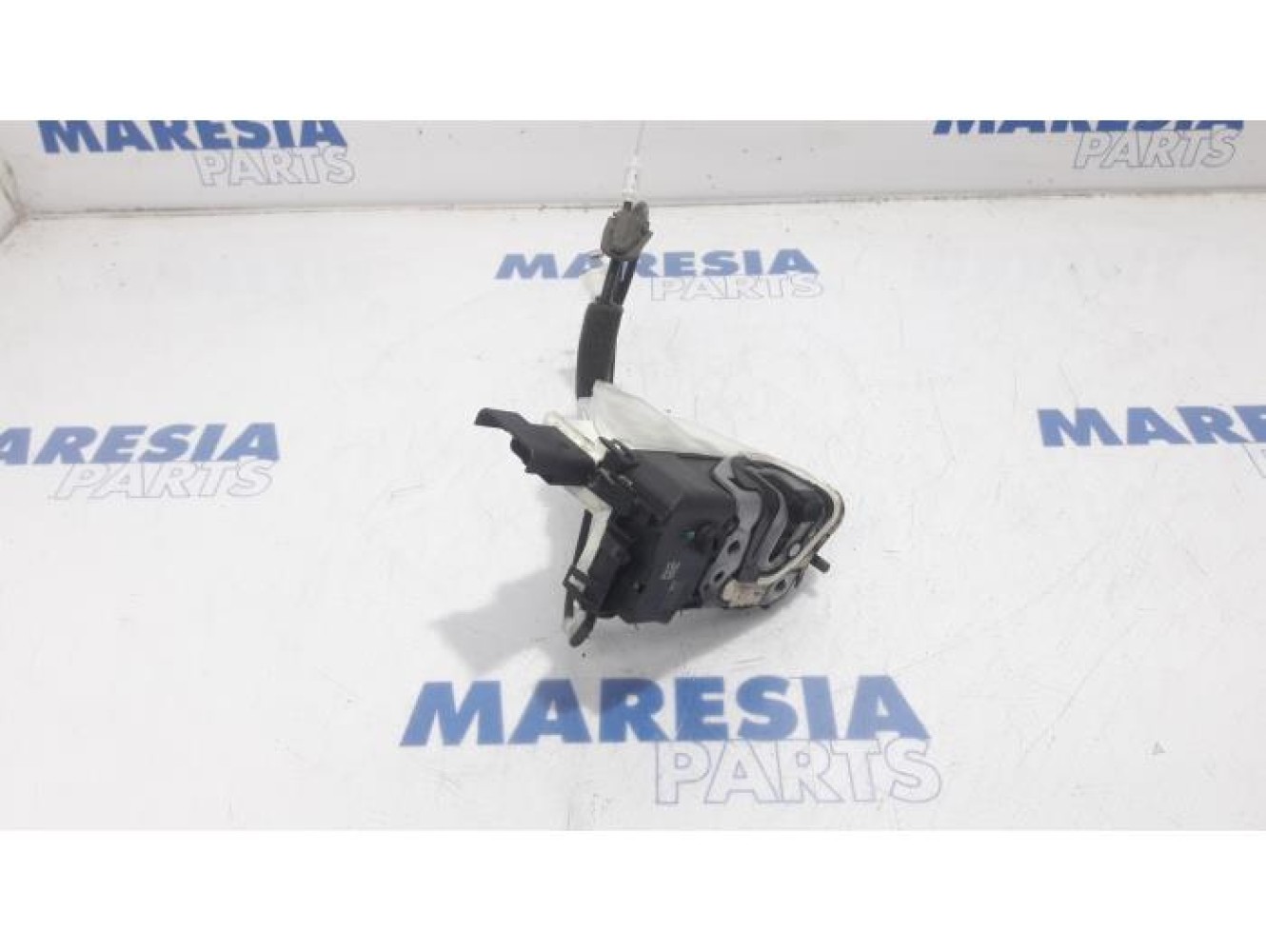 Peugeot - 508 - Front door lock mechanism 4-door, right