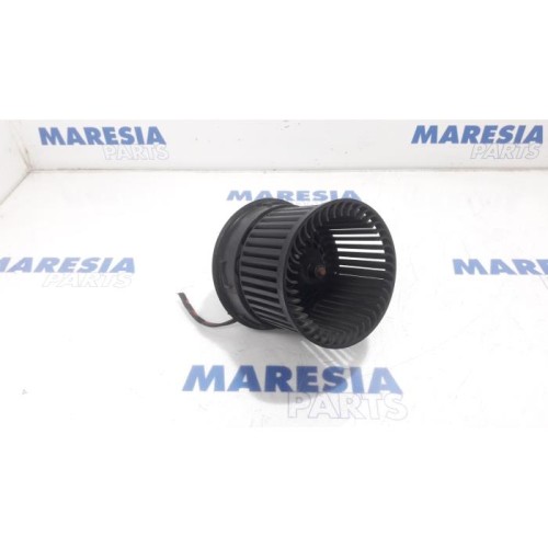 Citroen - C3 Picasso - Heating and ventilation fan motor