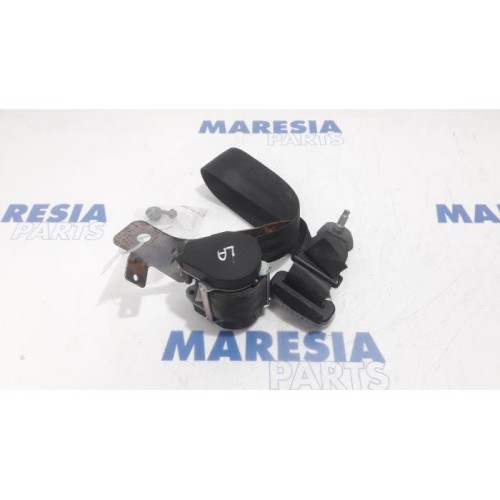 Citroen - C3 Picasso - Rear seatbelt, left