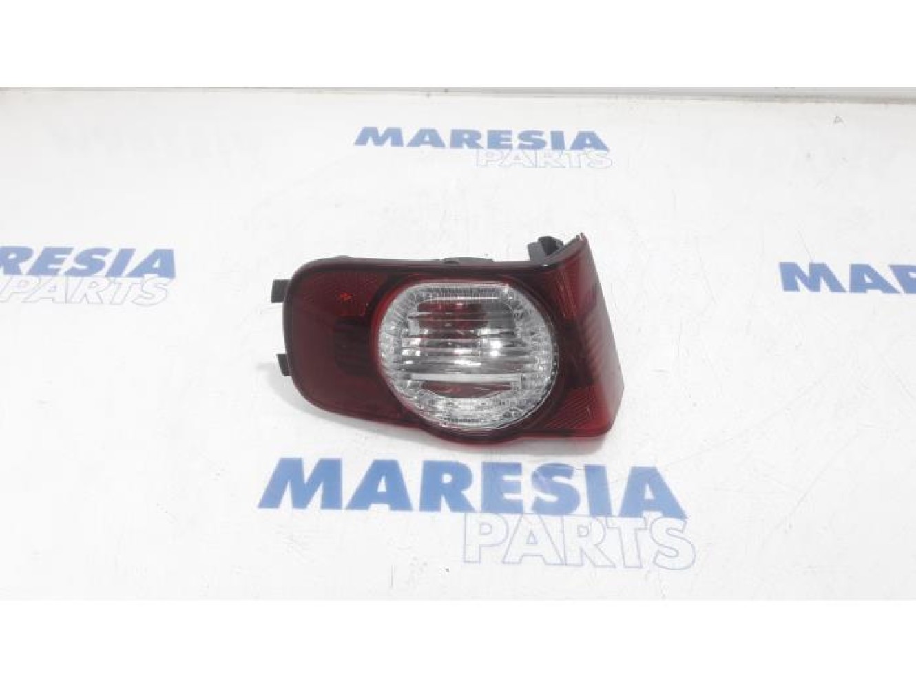 Citroen - C3 Picasso - Rear fog light