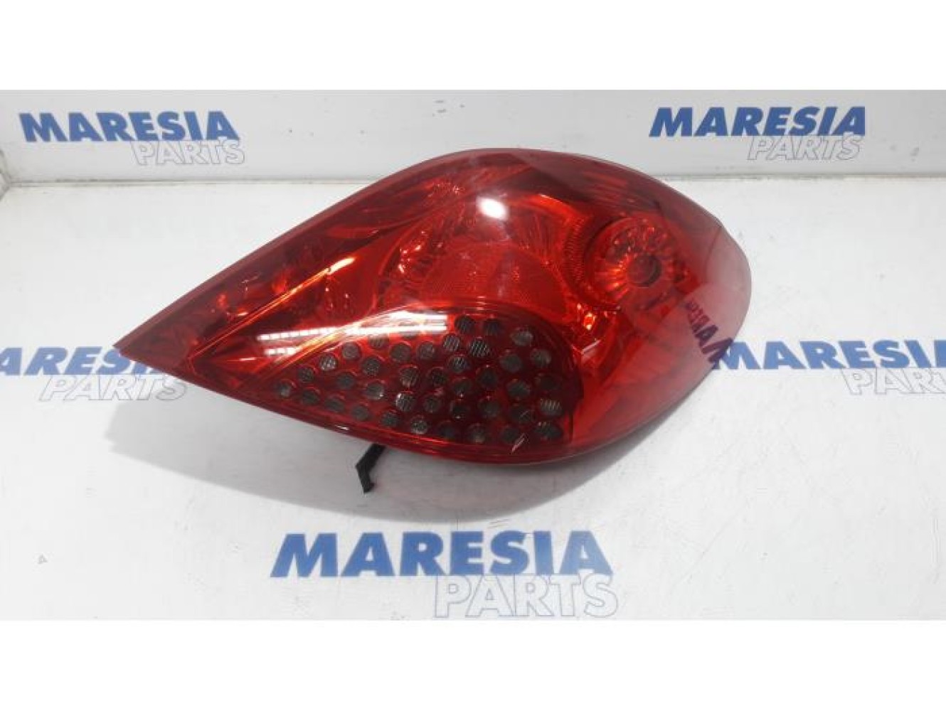 Peugeot - 207 - Taillight, right