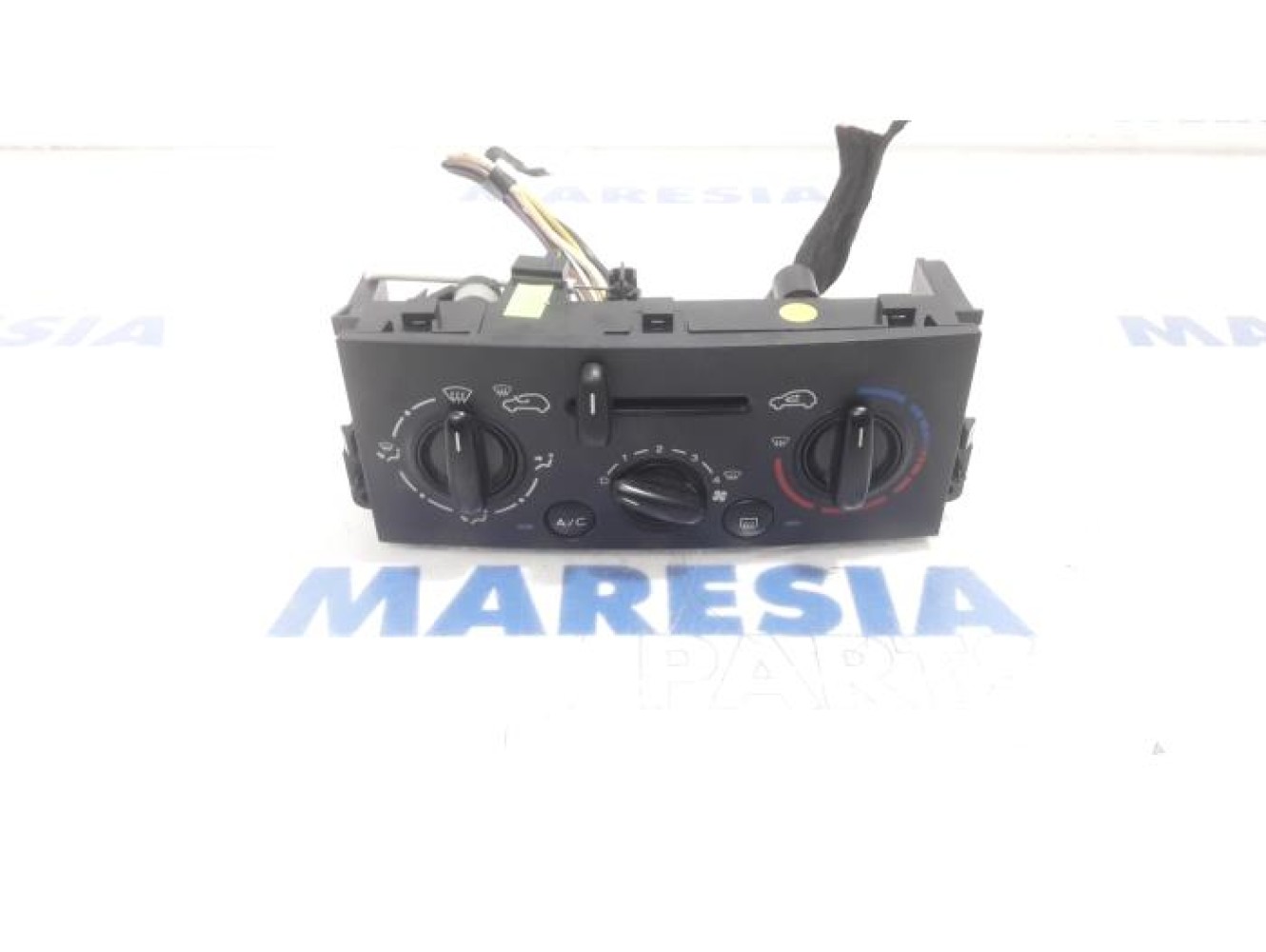 Peugeot - 207 - Heater control panel