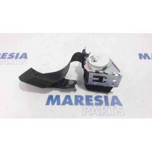 Peugeot - 3008 - Rear seatbelt, right