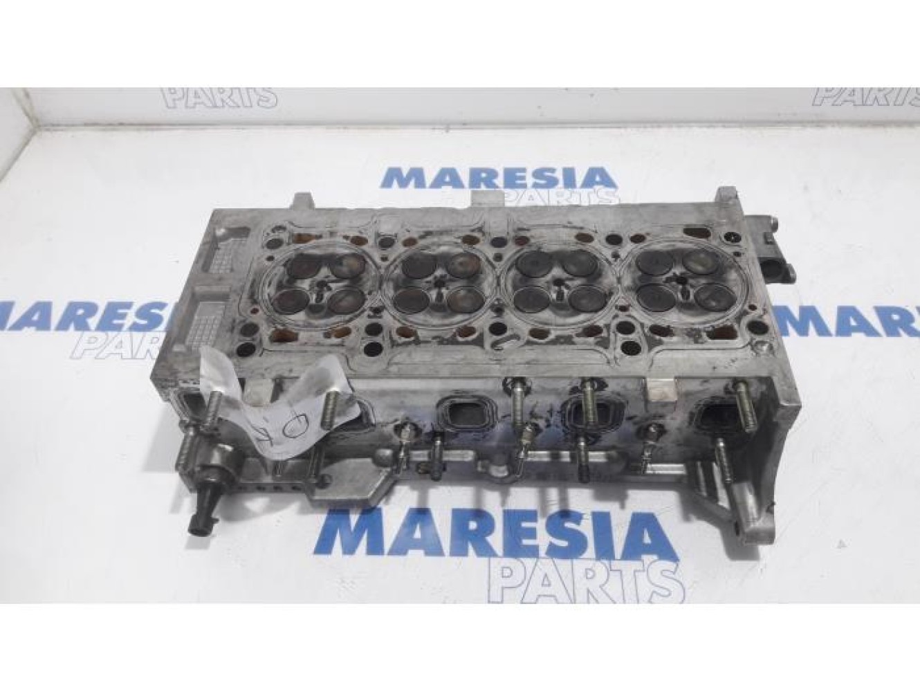Fiat - Doblo - Cylinder head