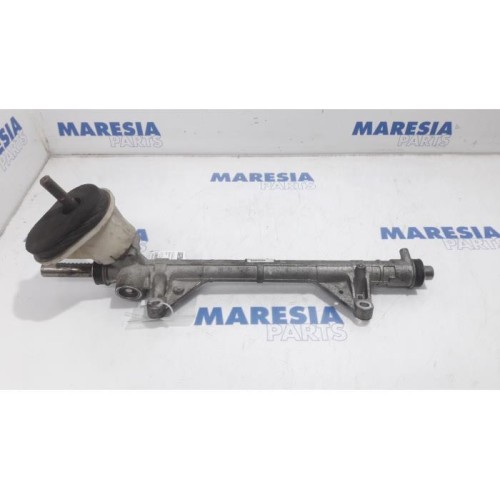 Renault - Clio - Steering box