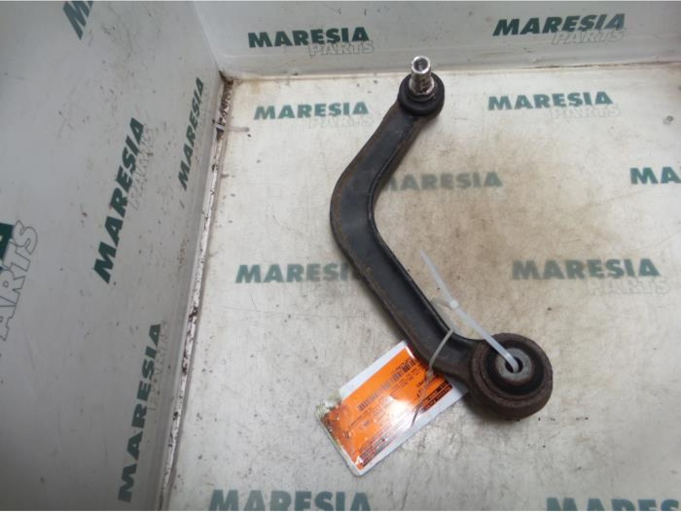 Alfa Romeo - 166 - Querlenker links hinten