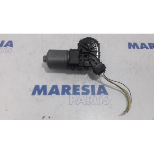 Peugeot - 207 - Front wiper motor