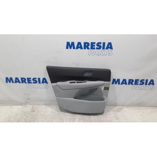Peugeot - 5008 - Portierbekleding 4Deurs links-voor
