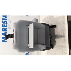 Peugeot - 5008 - Sitz links