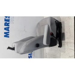 Peugeot - 5008 - Sitz links