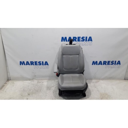 Peugeot - 5008 - Stoel links