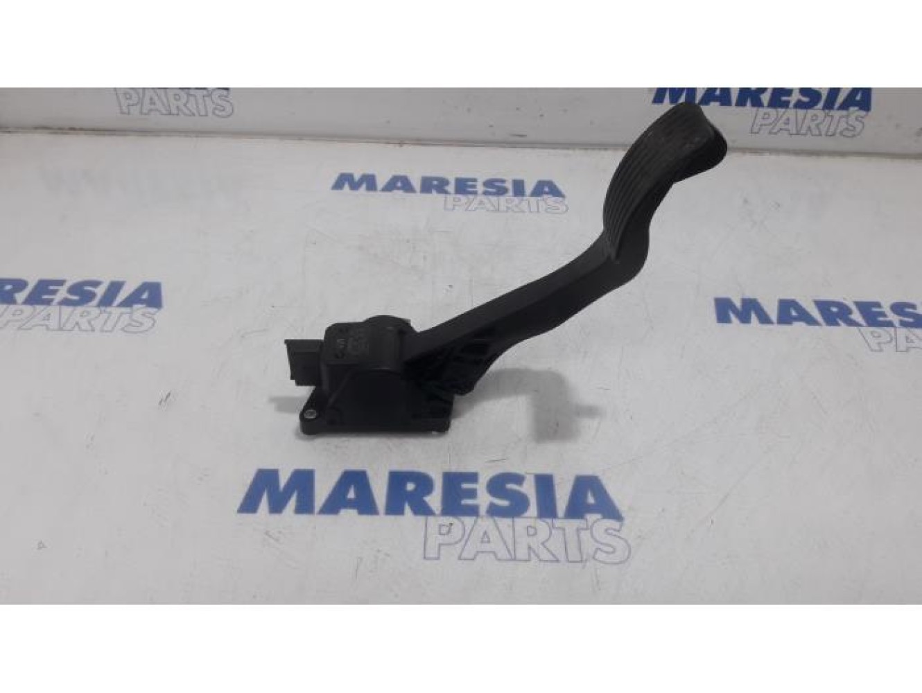 Peugeot - 5008 - Throttle pedal position sensor