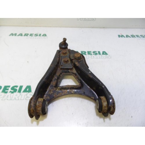 Renault - Kangoo - Front lower wishbone, right