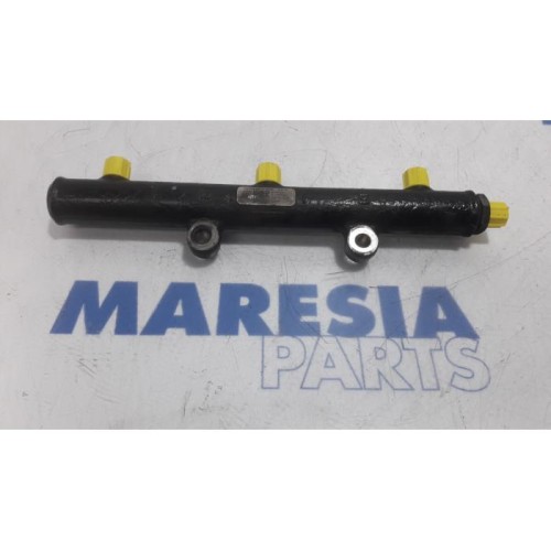 Citroen - C5 - Fuel injector nozzle