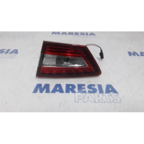Renault - Clio - Taillight, right