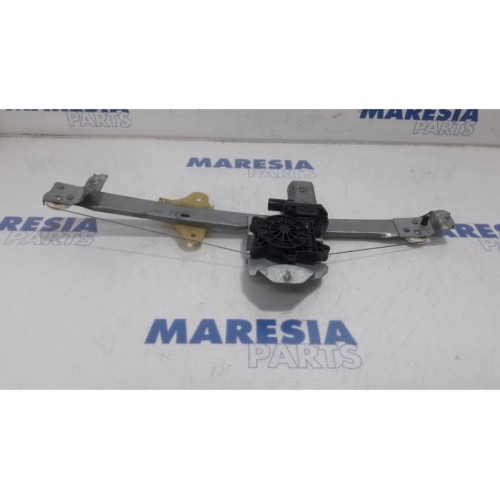Renault - Clio - Window mechanism 4-door, front left