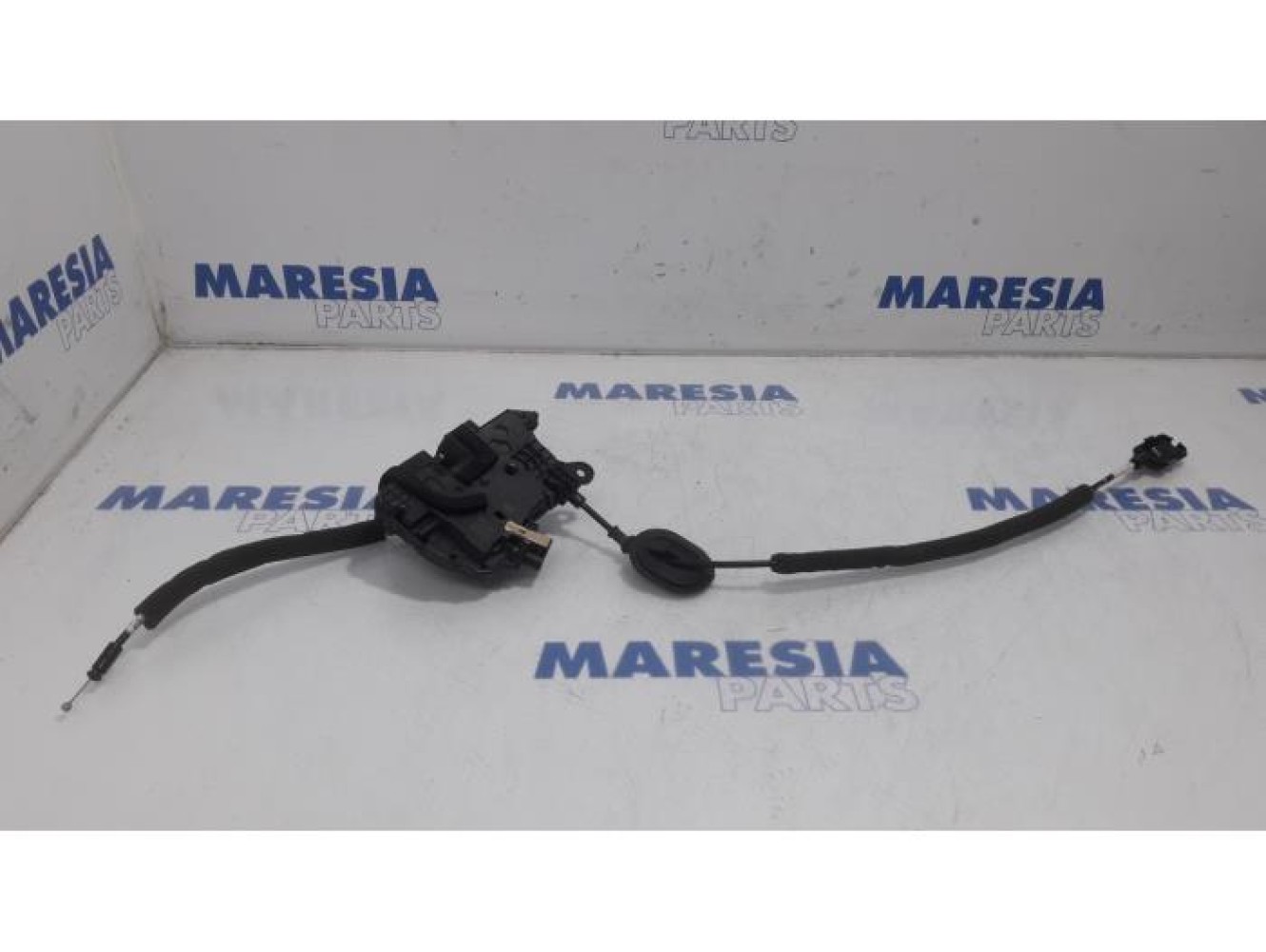 Renault - Clio - Front door lock mechanism 4-door, right