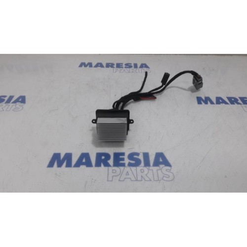 Renault - Clio - Heater resistor