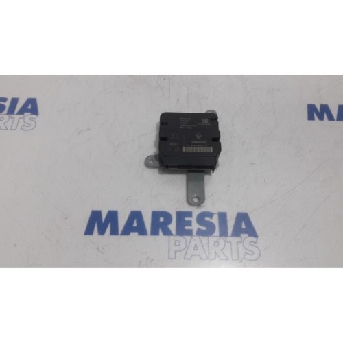 Renault - Clio - Airbag Module