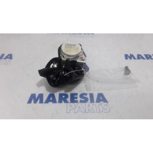 Fiat - 500 - Sicherheitsgurt links hinten