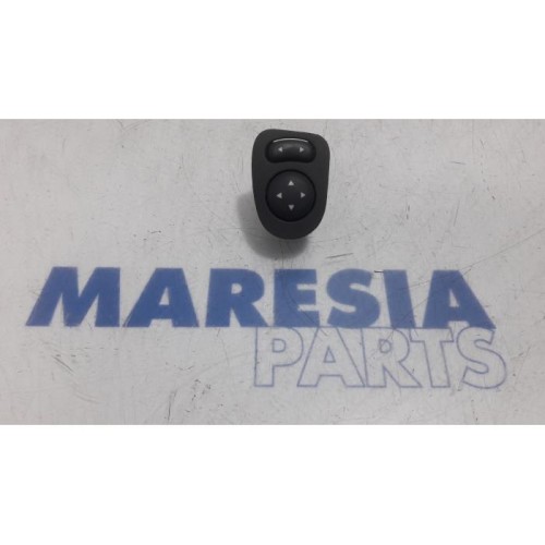 Fiat - 500 - Mirror switch