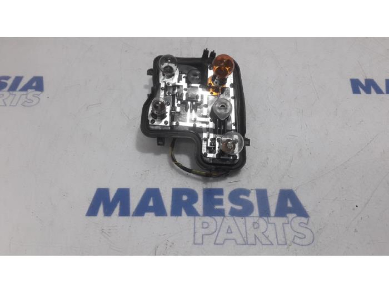 Fiat - 500 - Achterlicht links