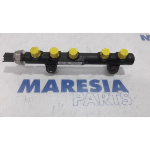Citroen - C4 Grand Picasso - Fuel injector nozzle