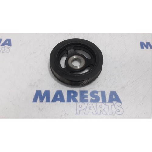 Citroen - C4 Grand Picasso - Crankshaft pulley