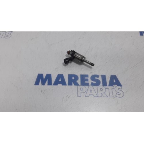 Renault - Megane - Injector (petrol injection)