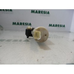 Renault - Megane Scenic - Windscreen washer pump