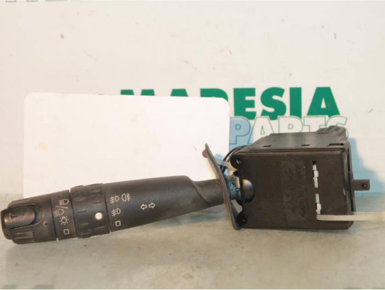 Citroen - Picasso - Indicator switch
