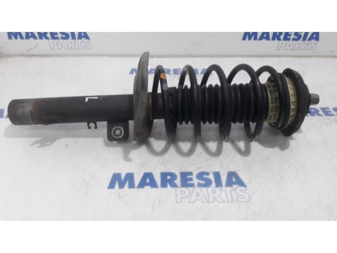 Citroen - C3 Picasso - Front shock absorber rod, left