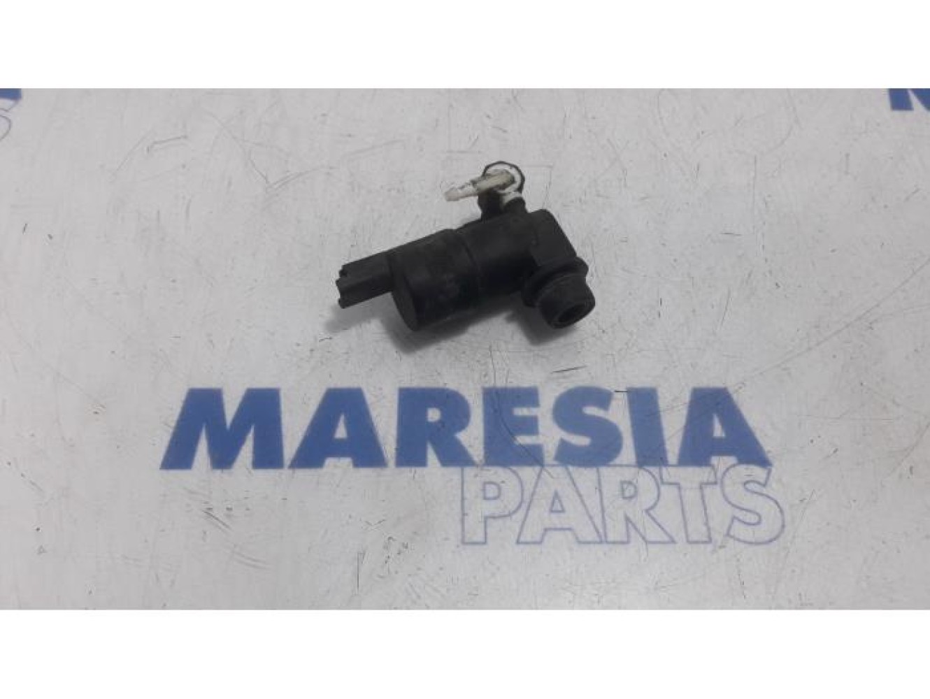 Citroen - C3 Picasso - Windscreen washer pump