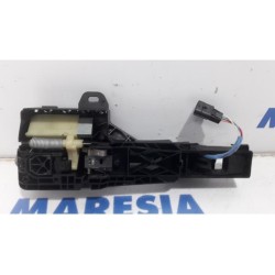 Renault - Megane - Front door handle 4-door, right