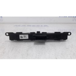 Renault - Megane - Switch