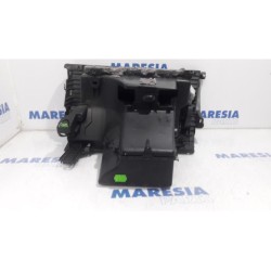 Citroen - C4 Picasso - Glovebox