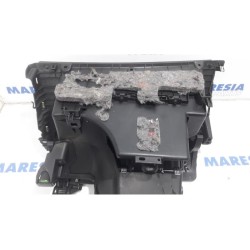 Citroen - C4 Picasso - Glovebox
