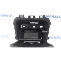 Citroen - C4 Picasso - Glovebox