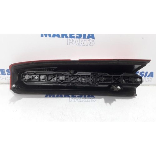 Renault - Master - Taillight, left