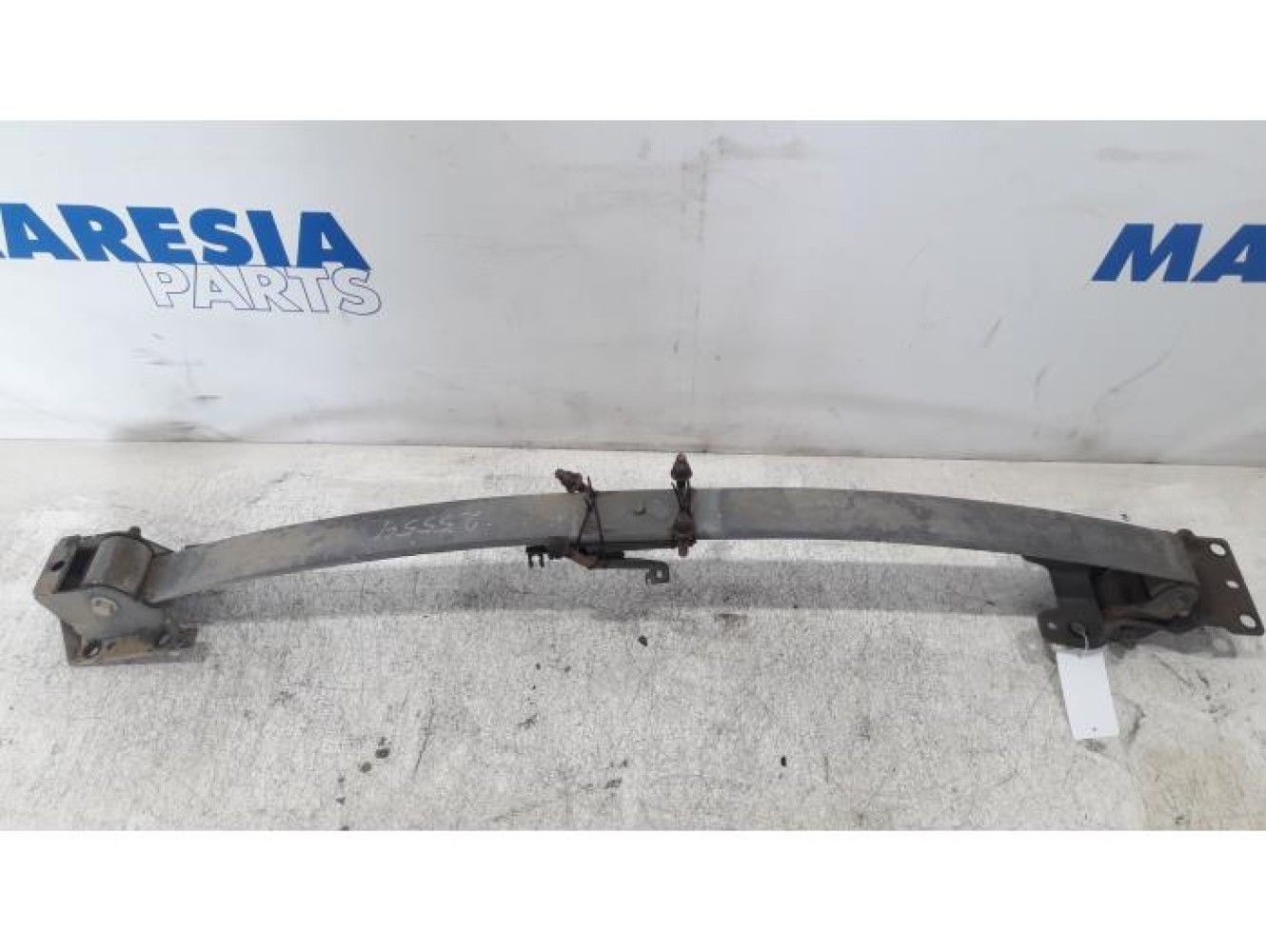 Renault - Master - Blattfeder hinten