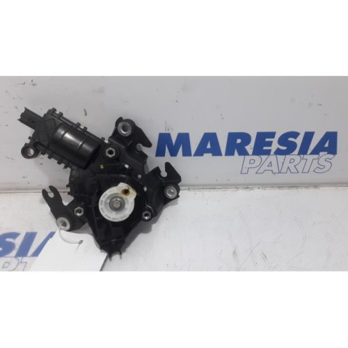 Peugeot - 508 - Tailgate lock mechanism